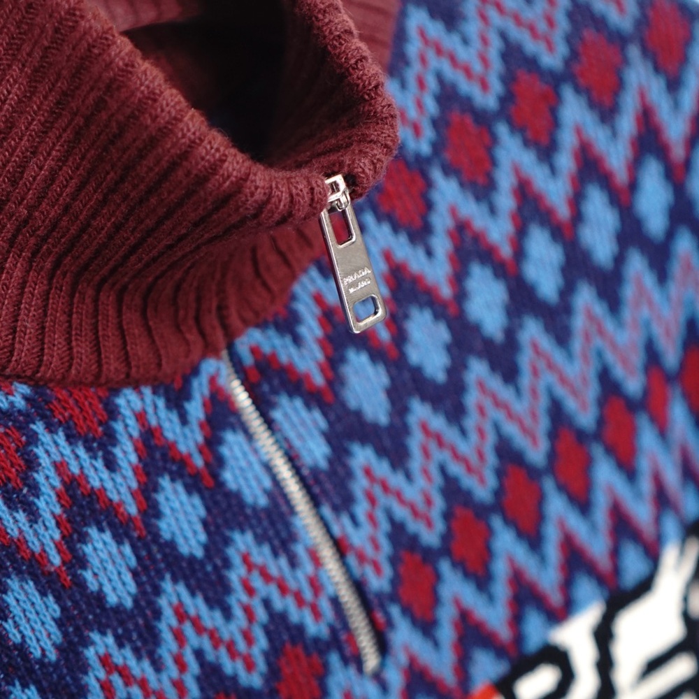 Prada Intarsia Logo Knit Virgin Wool/Cashmere Sweater - Picture 5 of 5